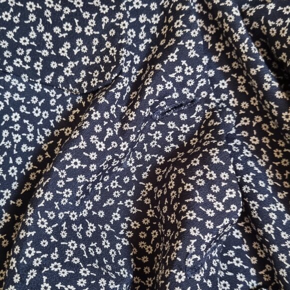 Floral shirt - Picture 3 of 3